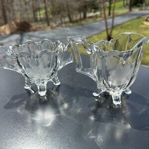 #957 VINTAGE EARLY AMERICAN CREAMER AND SUGAR SET BY INDIANA GLASS